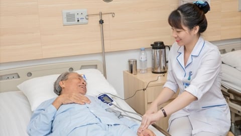 Phát triển công tác điều dưỡng tại các cơ sở y tế