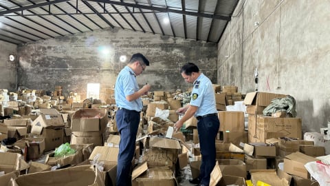 Quảng Ninh: Phát hiện kho hàng chứa hơn 47.000 sản phẩm nhập lậu, không rõ nguồn gốc xuất xứ