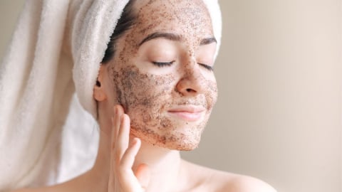 Tẩy tế bào chết mùa hè: Mấy lần mỗi tuần để da không bị tổn thương?