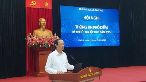 Phổ điểm thi tốt nghiệp THPT 2025: Nhiều điểm mới, điểm chuẩn đại học có thể giảm