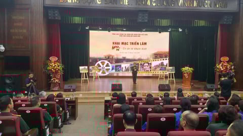Dòng Thạch Hãn và những khuôn hình đỏ lửa của lịch sử, một nén tâm nhang gửi Thành cổ