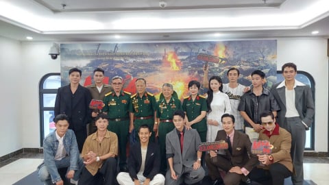 'Mưa đỏ' – Khúc tráng ca bi hùng về Thành cổ Quảng Trị vang lên giữa lòng Hà Nội