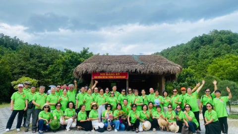 Ban Thiện nguyện Hội Giáo dục chăm sóc sức khoẻ cộng đồng Việt Nam tiếp tục hành trình tri ân Anh hùng Liệt sĩ Quảng Trị 2025
