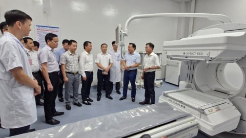 Phú Thọ: Phó Chủ tịch UBND tỉnh Nguyễn Huy Ngọc cơ sở Y tế khu vực Hòa Bình nâng cao chất lượng chăm sóc sức khỏe cho nhân dân