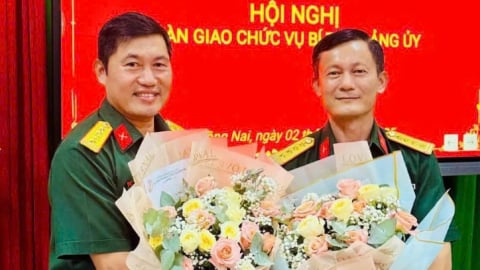 Trường Sĩ quan Lục quân 2: Hội nghị bàn giao chức vụ Bí thư Đảng ủy khoa công tác Đảng, công tác chính trị