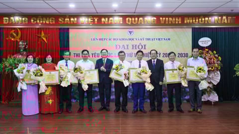 Khơi dậy tinh thần cống hiến trong đội ngũ trí thức khoa học, công nghệ