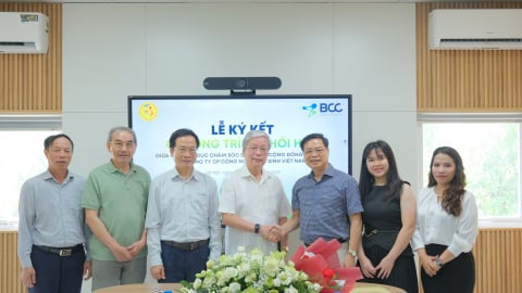 VACHE và Công ty Cổ phần Công nghệ Hóa sinh Việt Nam ký kết chương trình phối hợp giai đoạn 2025 - 2030