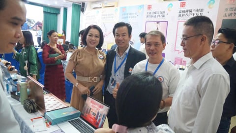 Việt – Trung giao lưu dưỡng sinh Đông y: Gắn kết trí tuệ cổ truyền và sức khỏe tương lai