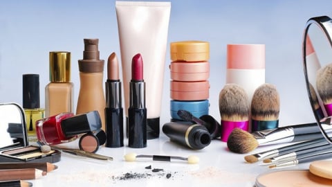 Quảng cáo mỹ phẩm không được gây hiểu nhầm sản phẩm đó là thuốc