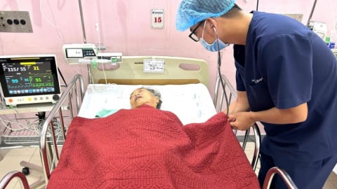  Vụ nghi ngộ độc sau khi ăn giỗ ở Huế: Số người nhập viện tăng lên 19