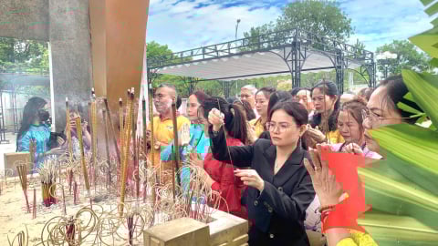 Tạp chí Sức khỏe Cộng đồng tri ân Anh hùng liệt sĩ tại đất thiêng Quảng Trị
