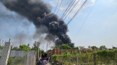 TP. Hồ Chí Minh: Xảy ra cháy lớn tại một xưởng sản xuất nón
