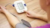 Cách kiểm soát huyết áp hiệu quả tại nhà cho người trên 50 tuổi