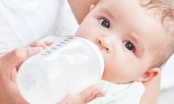 Hướng dẫn mẹ cách pha sữa bột Physiolac không bị vón cục cho bé yêu