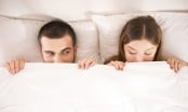 Quan hệ vợ chồng ban đêm hay sáng sớm tốt hơn?