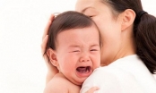 Viêm tai giữa ở trẻ sơ sinh có nguy hiểm không?