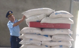 Quảng Nam xử phạt 30 triệu đồng 1 hộ kinh doanh, tịch thu 2 tấn đường cát trắng nhập lậu