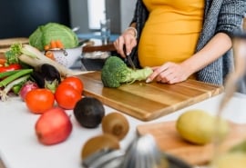 Vai trò của vitamin và khoáng chất đối với mẹ sau sinh