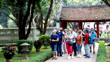 Hà Nội: Phát triển toàn diện du lịch Thủ đô, giữ vững vai trò trung tâm du lịch lớn của cả nước