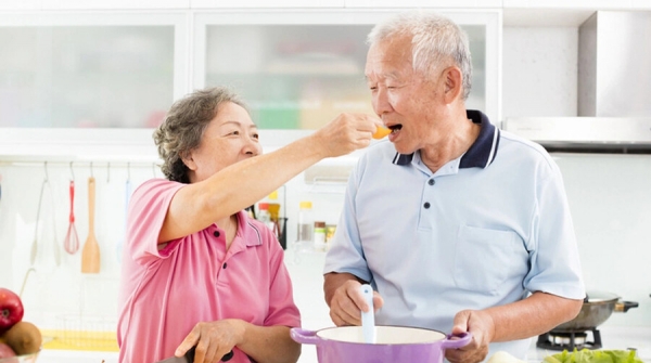 Một số nguyên tắc xây dựng chế độ dinh dưỡng cho người cao tuổi