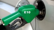 Đề xuất dùng xăng E10, bỏ hoàn toàn xăng RON 95 từ đầu năm 2026