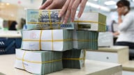 Gửi tiết kiệm nóng trở lại, lãi suất cao nhất gần 10%/năm