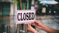 Doanh nghiệp muốn giải thể nhưng vướng nhiều quy định về thuế