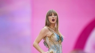 Danh ca Taylor Swift lập kỷ lục về doanh thu lưu diễn