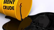 Giá dầu thế giới tăng tốc