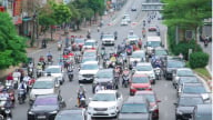 VAMA lo ngại đến 2030 96% xe chạy xăng phải chuyển xe điện