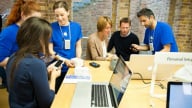 Tập đoàn Apple nỗ lực bắt kịp Samsung, Google
