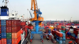 Nửa đầu tháng 2, xuất nhập khẩu đạt 21 tỷ USD, giảm gần 34%