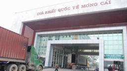 Trung Quốc tạm dừng thông quan các cửa khẩu tại Móng Cái