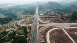 Nhà thầu cao tốc Bắc - Nam chậm tiến độ sẽ bị xem xét cấm tham gia các dự án của Bộ