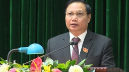 Cảnh cáo Phó Bí thư Thường trực tỉnh Ninh Bình Trần Hồng Quảng