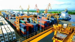 Nửa đầu tháng 4, xuất nhập khẩu hàng hóa đạt 32 tỷ USD