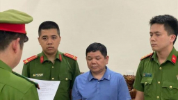 Bắt Trưởng khoa Dược Bệnh viện Sơn La do nhận hối lộ của Việt Á