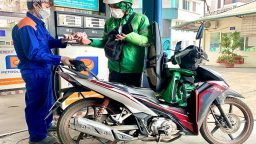 Lùi thời gian điều chỉnh giá xăng sang ngày 13/6