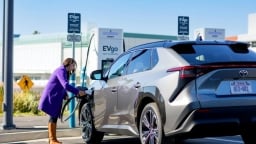 Ford, Toyota và GM phản đối dự luật thuế xe điện ở Mỹ