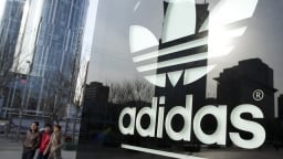 Adidas dính cáo buộc trốn thuế 166 triệu USD tại Nga