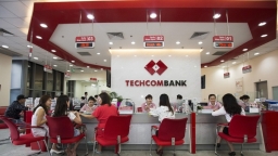 Techcombank tiếp tục đà tăng trưởng ấn tượng trong 9 tháng