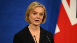 Thủ tướng Anh Liz Truss tuyên bố từ chức sau 6 tuần nắm quyền