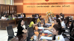 Ngành Thuế đảm bảo thông suốt, phục vụ doanh nghiệp, người dân làm thủ tục thuế trong dịp Tết