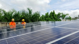 EVN công bố giá mua điện mặt trời mái nhà năm 2024