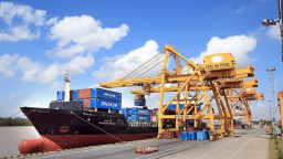 Thu ngân sách từ hoạt động xuất, nhập khẩu giảm trong 3 tháng