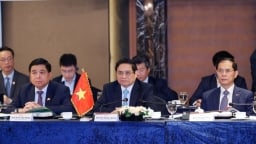 Thủ tướng đề nghị Tập đoàn Hàn Quốc hỗ trợ nguồn tài chính, xây dựng cơ sở hạ tầng