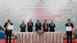 WB, ADB cho Việt Nam vay, viện trợ gần 400 triệu USD để cải thiện môi trường, phát triển hạ tầng