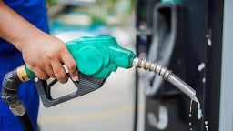Giá xăng, dầu đồng loạt giảm sau nghỉ lễ