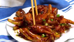 Chân gà Mỹ thành hàng xa xỉ ở Trung Quốc vì thuế quan