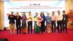 Bộ Tài chính và VTCA khen thưởng 53 tập thể, cá nhân tiêu biểu trong công tác thuế